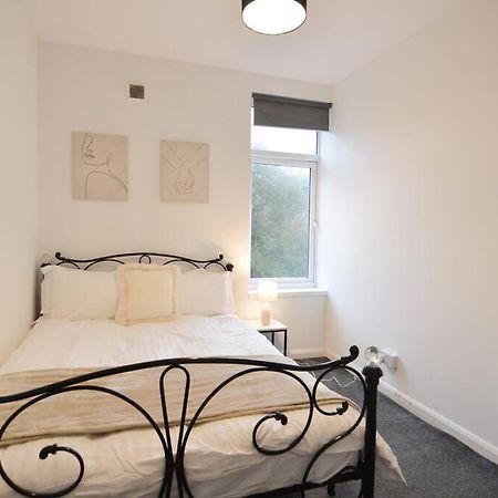 Contemporary 3 Bedroom Flat Κιρκάλντυ Εξωτερικό φωτογραφία